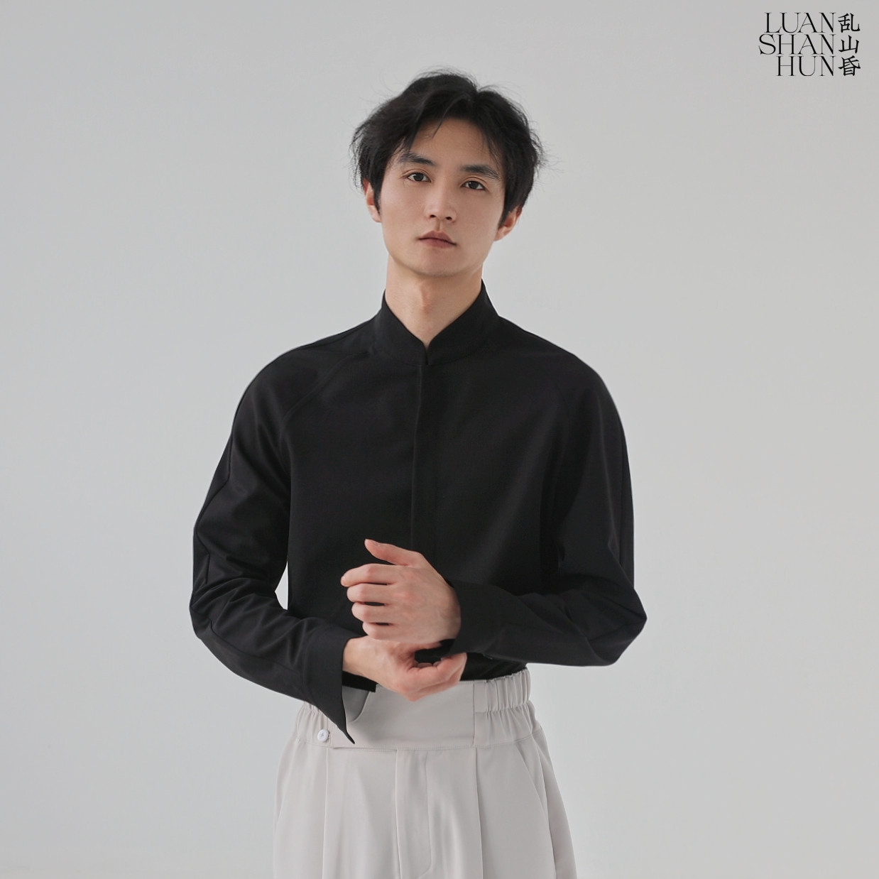 乱山昏立领长袖新中式衬衫国风