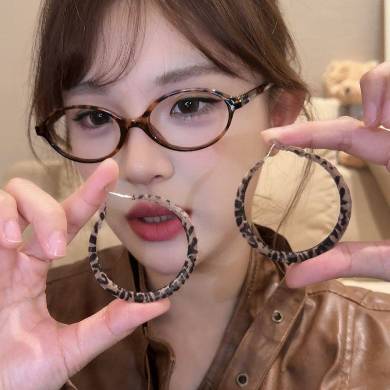 咖色豹纹大耳环女2025新款爆款夸张小众设计感耳钉显脸小耳圈耳饰,饰品/流行首饰/时尚饰品新,耳环,淘宝优惠券,粉丝福利购,淘宝优惠卷