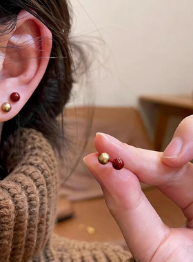 咖金红色珠珠四件套耳钉女2025新款简约耳环小众设计气质百搭耳饰