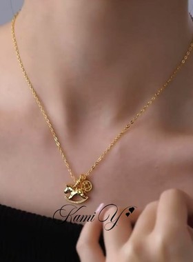 爆闪鱼鳞碎冰冰摇摇马钱币项链