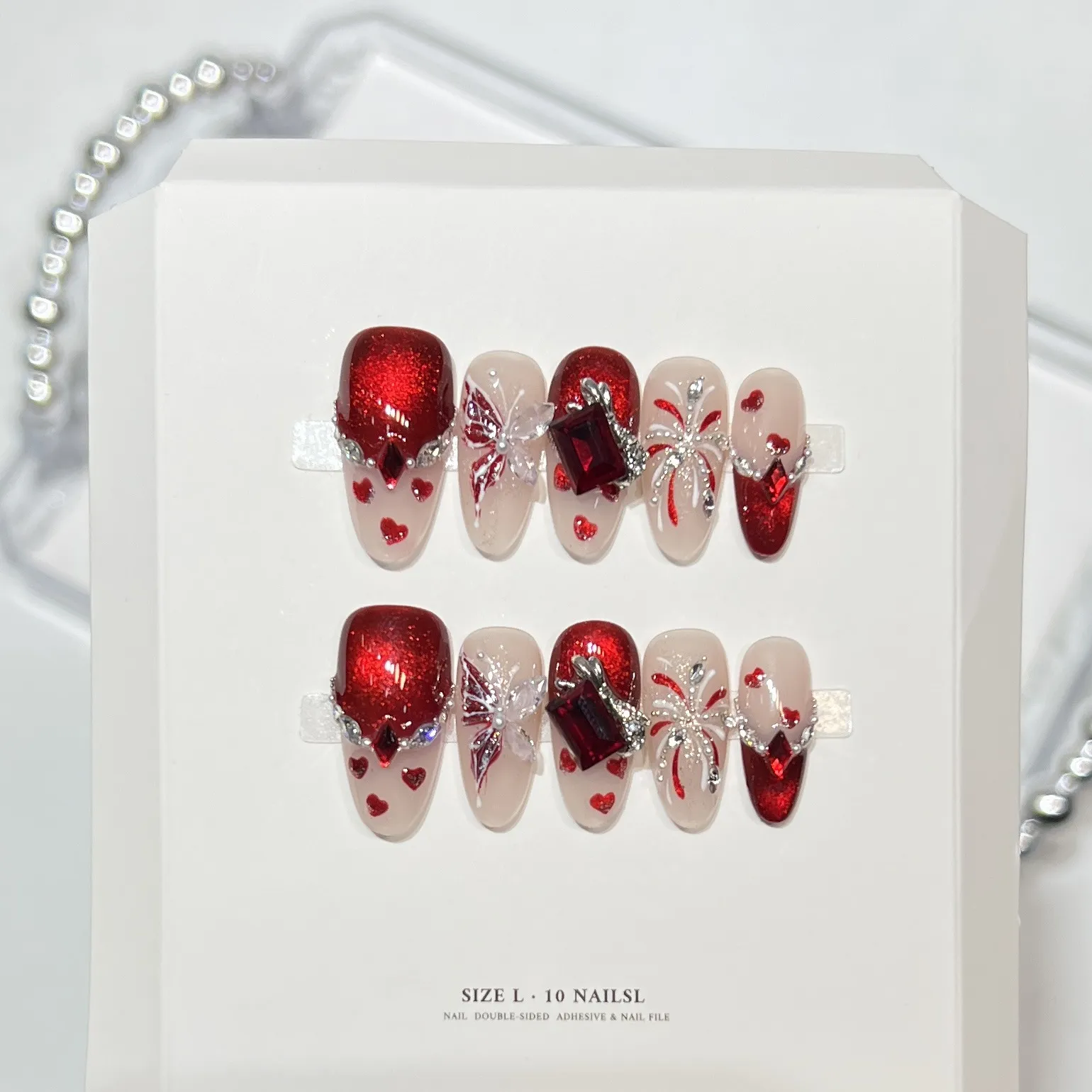 霜筠【烟花蝶舞】红色新年穿戴甲甲片猫眼水晶蝴蝶美甲红钻指甲,彩妆/香水/美妆工具,穿戴甲/甲片,淘宝优惠券,粉丝福利购,淘宝优惠卷