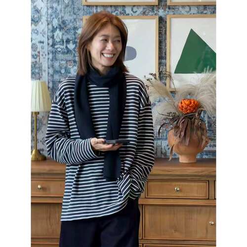 琴仔 秋季新款条纹长袖打底上衣宽松慵懒风显瘦百搭卫衣女Z1572