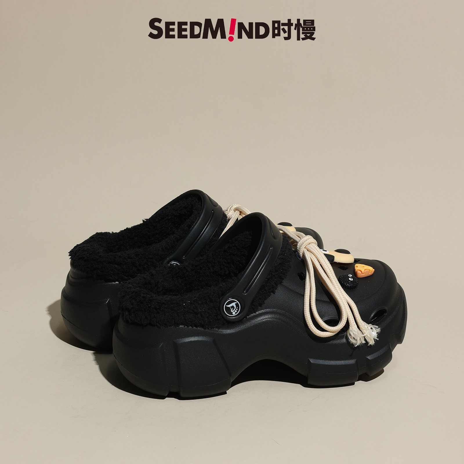 2023新款厚底黑色加绒洞洞鞋冬款