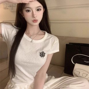 宽松减龄百搭休闲上衣 小众设计感薄款 马蹄梵文刺绣短袖 T恤女夏季