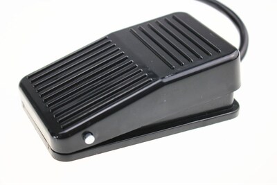 Foot switch Foot shoe switch Since the reset pedal switch co
