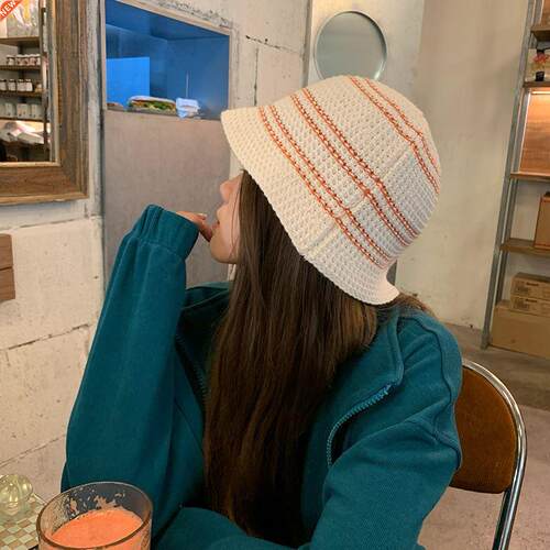 Women Winter Striped Knitted Hat Mixed Color Fisherman Hat W
