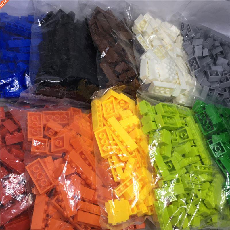 A bag of 100 pieces small particle building blocks toys，Fre