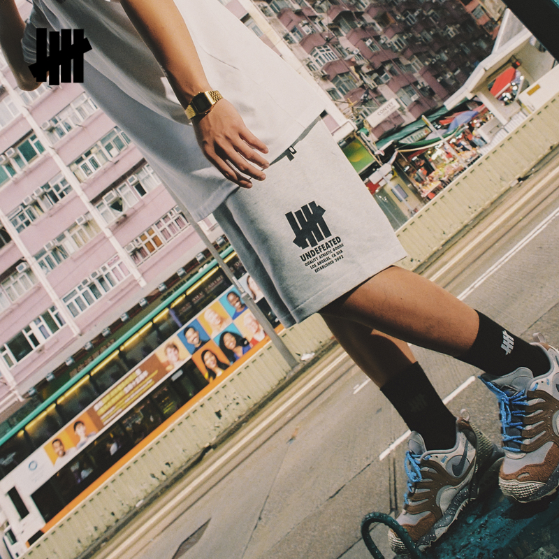 UNDEFEATED夏季休闲基础卫裤