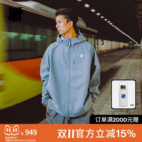 UNDEFEATED防泼水连帽户外外套