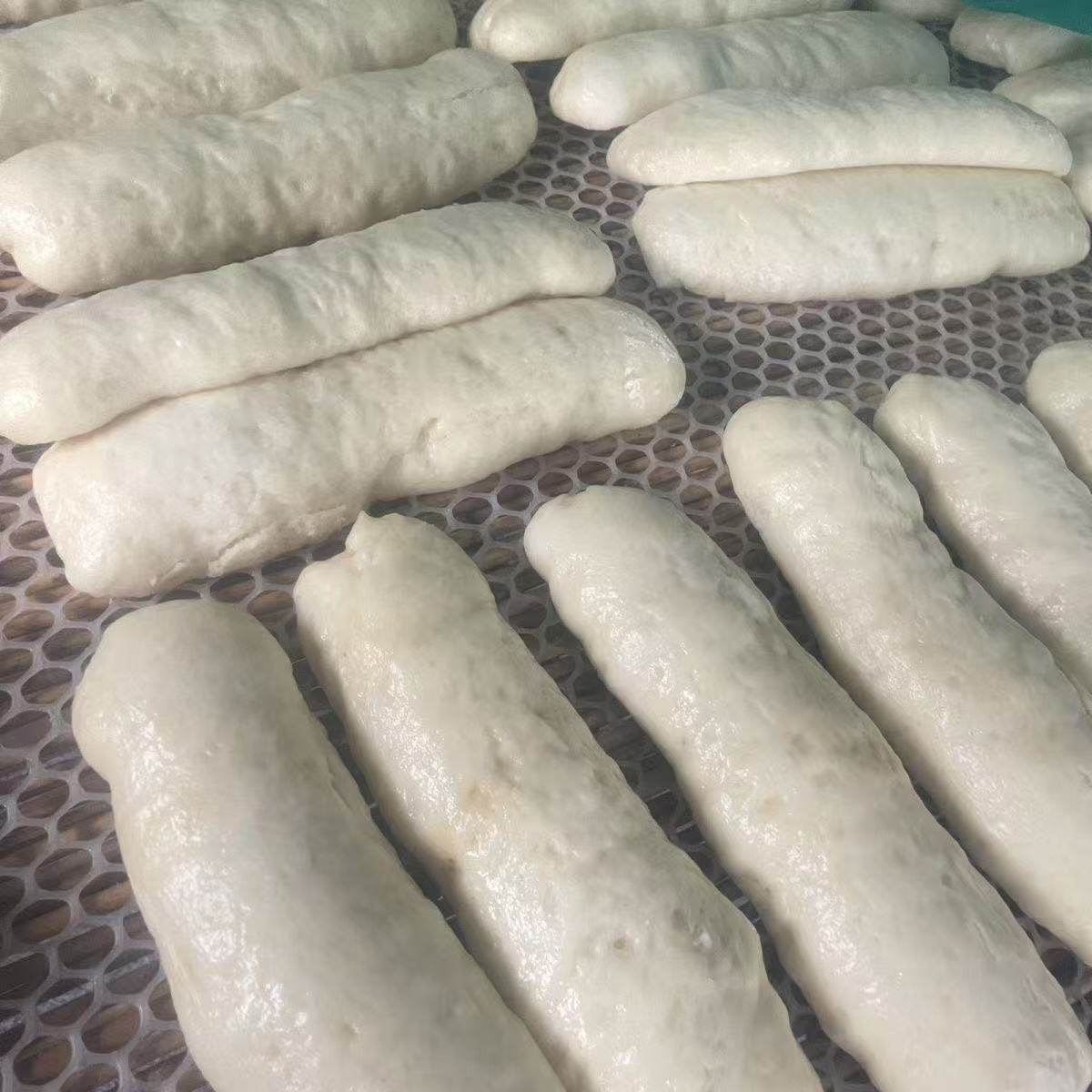 苏北东台传统纯手工弶港老窖馒头老式做法黄毛糕毛巾馒头长条馒头图片