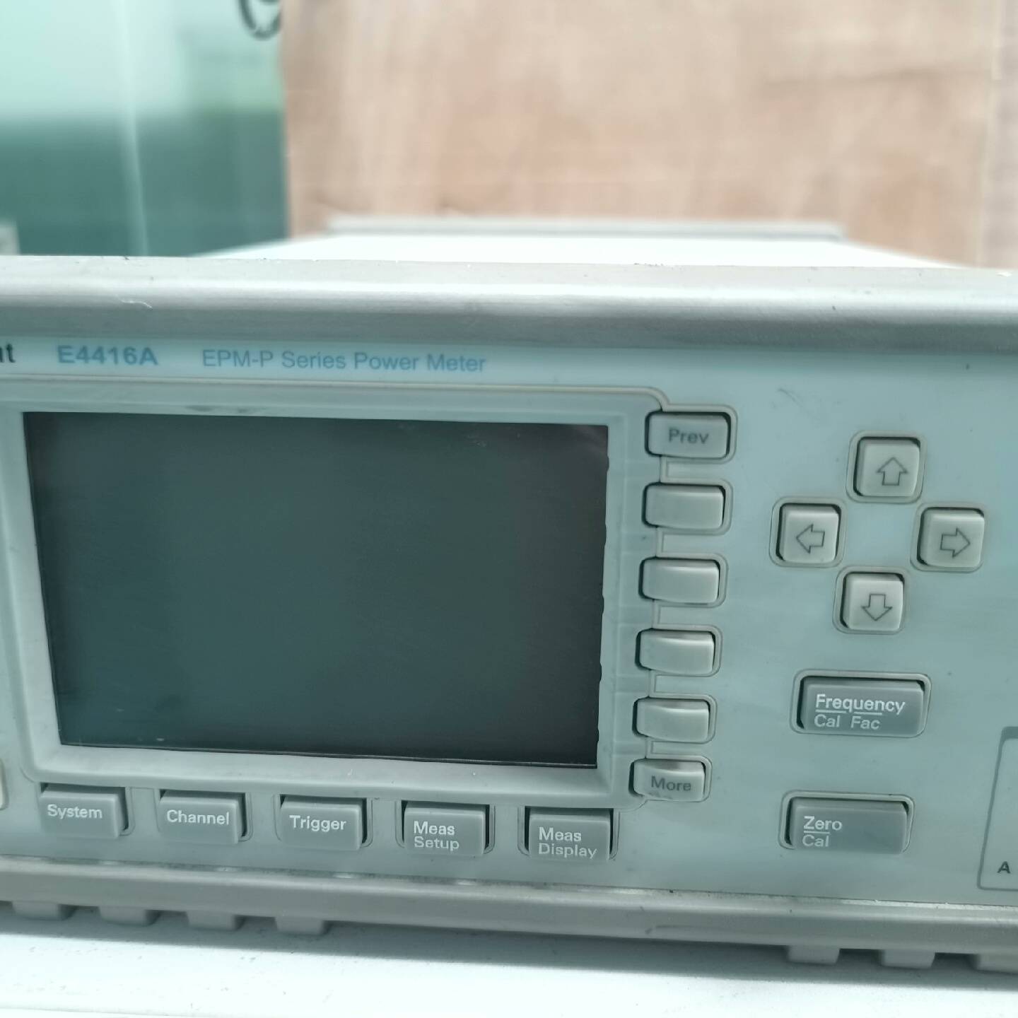 议价安捷伦E4416A功率计，屏幕，不少键，适用