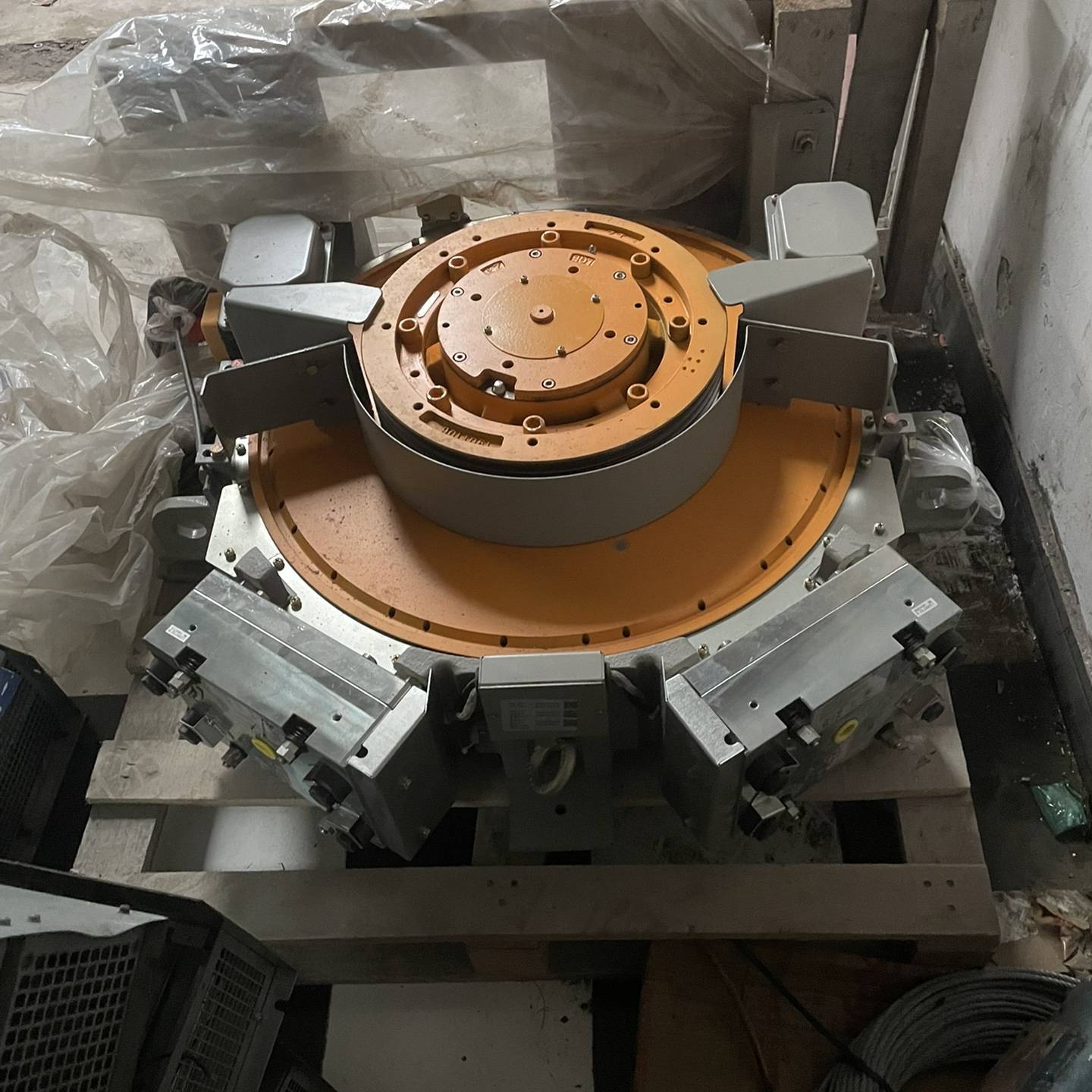 议价无机房主机，20年4月生产HT14-410-A02适用