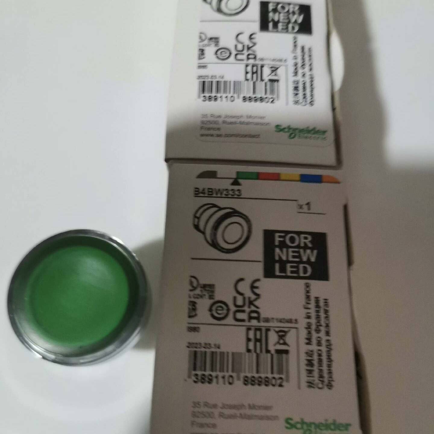 议价B4BW333 ZB4BA4 ZB4BA2 ZB4BD3 施适用