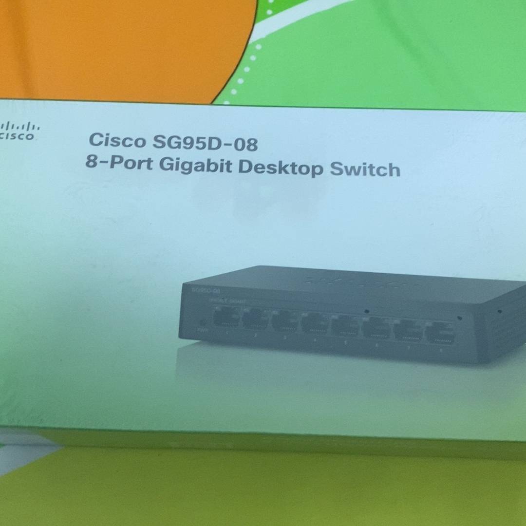 议价思科G95D-08交换机，原封未拆封，1。适用