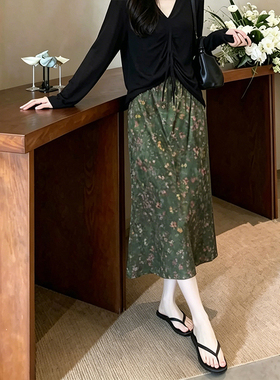 度假风超好看绿色印花半身裙女夏2026高腰显瘦百搭减龄A字中长裙