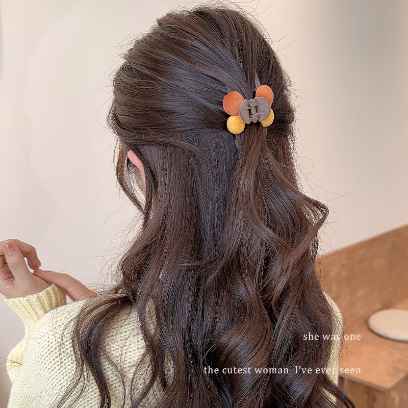毛绒半扎发小抓夹前额刘海侧边夹