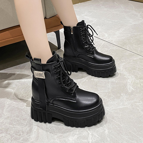 10cm内增高马丁靴女松糕厚底短靴