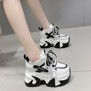 超火10cm内增高老爹鞋女2026春秋新款小众百搭运动休闲鞋女显脚小