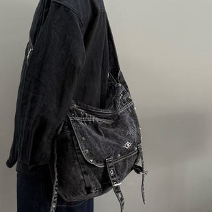 复古潮流百搭水洗牛仔托特包男女大容量单肩斜挎包潮牌流浪包通勤