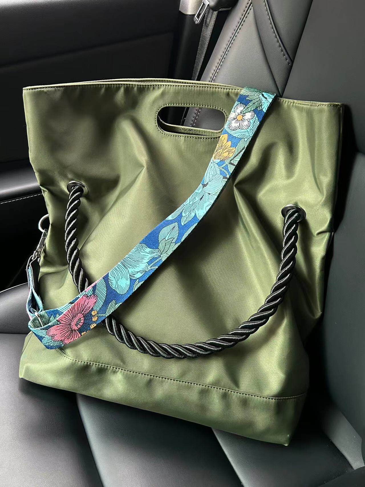 贵宝新款个性高级托特包斜运动健身包ins小众轻奢外贸运动风高档,箱包皮具/热销女包/男包,托特包,淘宝优惠券,粉丝福利购,淘宝优惠卷