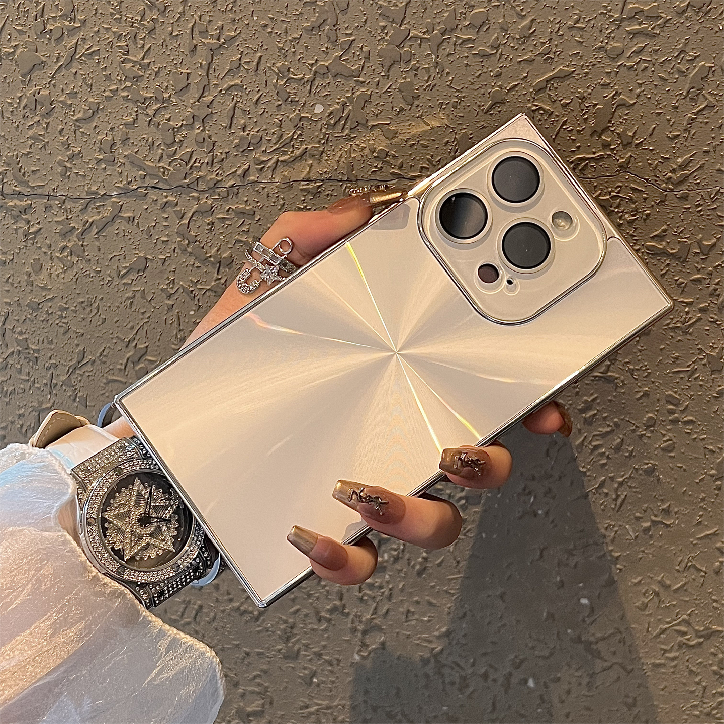 白色极光方形自带镜膜适用苹果16手机壳新款16promax保护套iphone16pro防摔15promax硅胶苹果15全包13外壳14