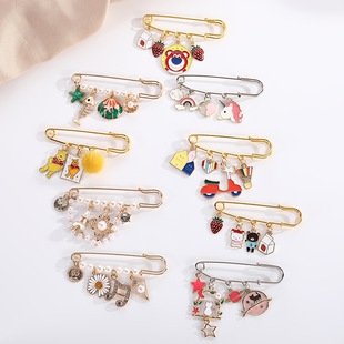 个性珍珠胸针卡通金属徽章ins 吊坠收腰别针收腰神器衣服装饰饰品