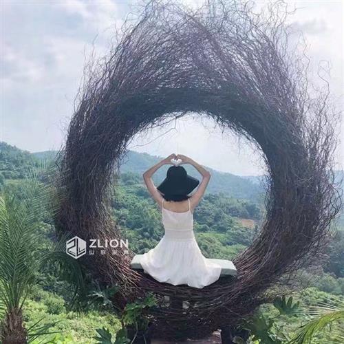 巴厘岛户外藤编网红创意爱心鸟巢秋千景区打卡婚纱拍摄道具圆形床