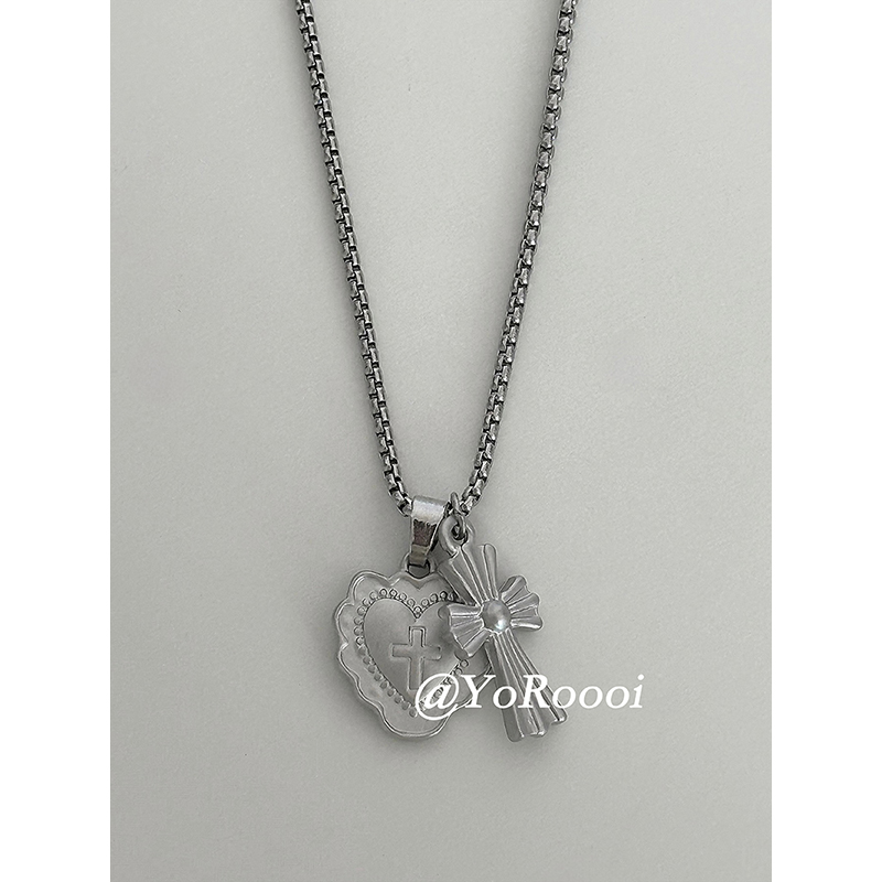 甜酷少女百搭爱心十字架吊坠项链