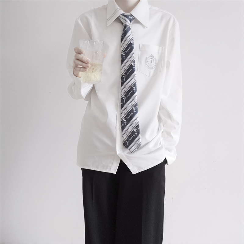 颜沐溪长袖衬衫日系学院风