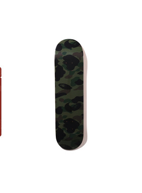 BAPE配饰迷彩图案潮流街头滑板板面182024N