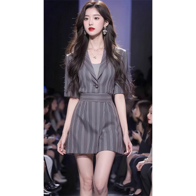 轻奢高级感连衣裙新款女