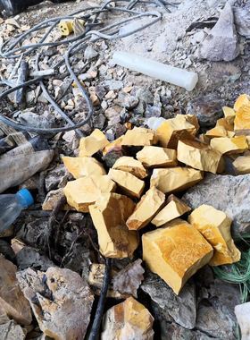 金膏玉原料龙涎玉原石手把件挂件珠子料矿区直销绿松石质感缅黄色