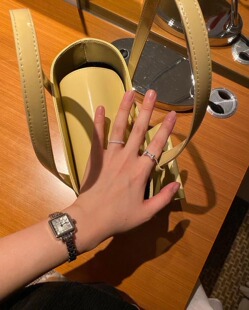 韩国代购 lavenda中古款ins小众简约气质清冷感金属钢带方形手表