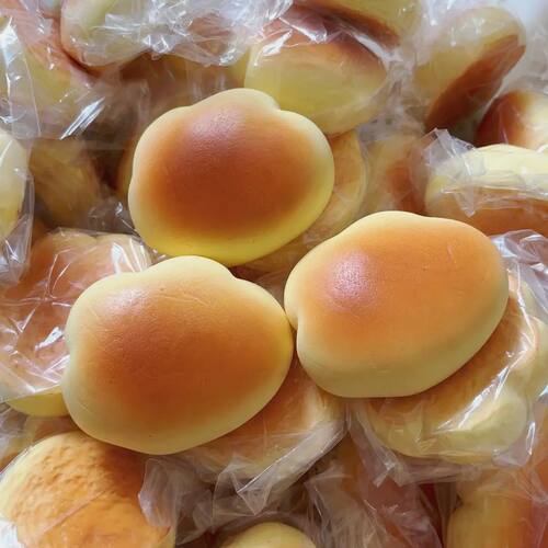 Squishy Caramel Cloud Bread Slow Rebound Squeeze Toys Pinch