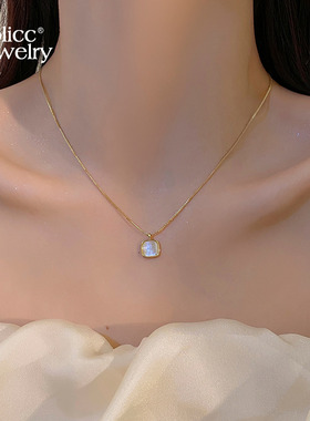 古里雅方形贝壳项链高级感