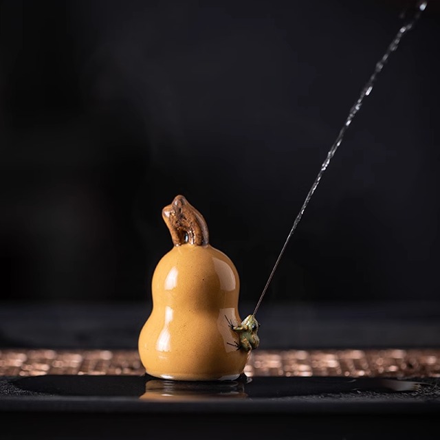 宜兴原矿紫砂茶宠喷水小黄葫芦青蛙摆件可养创意趣味手工福禄茶玩