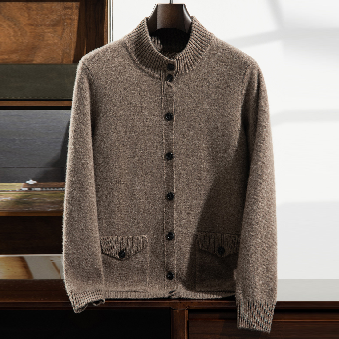 纽扣带兜半高领男士针织开衫外搭