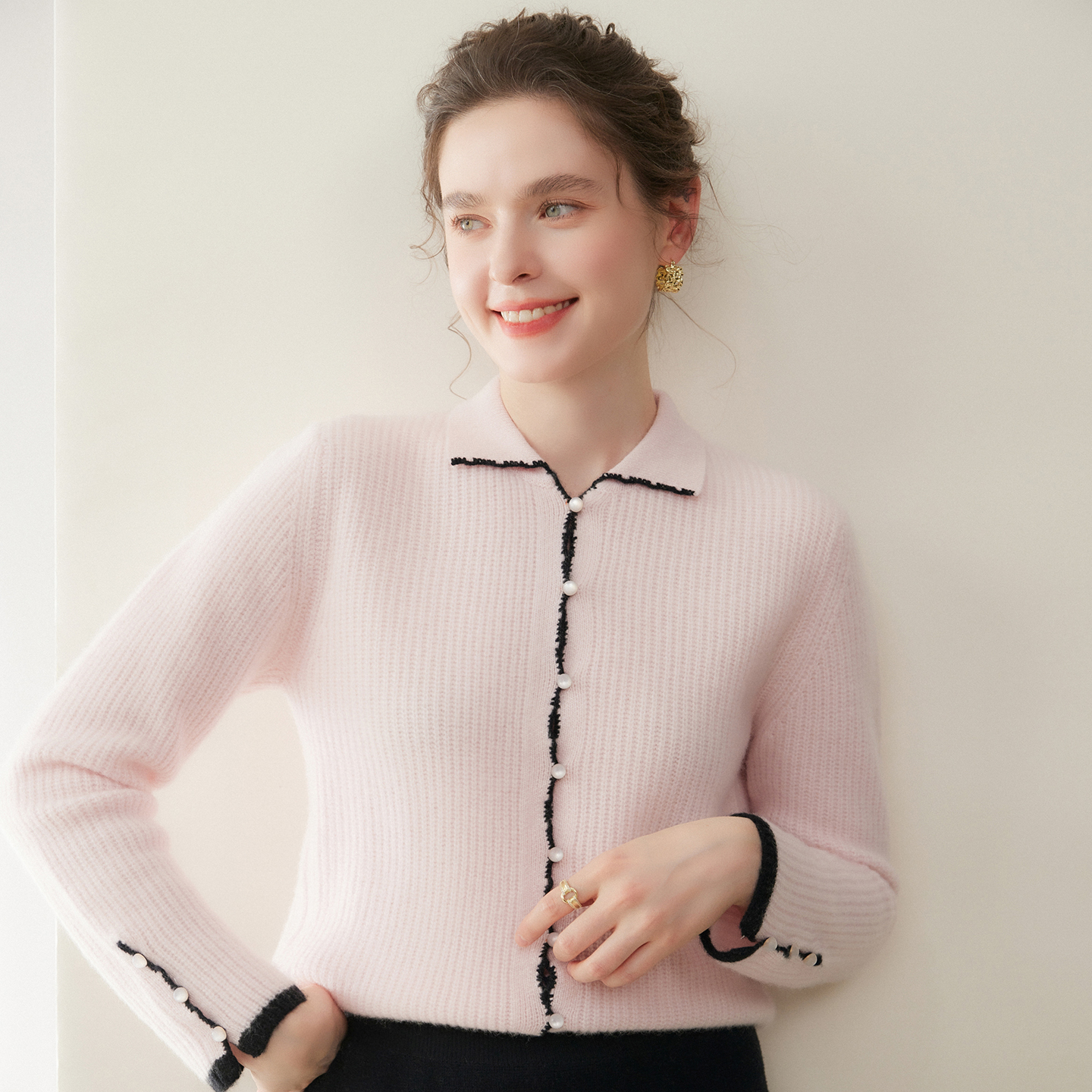 七针手工勾边翻领山羊绒针织开衫