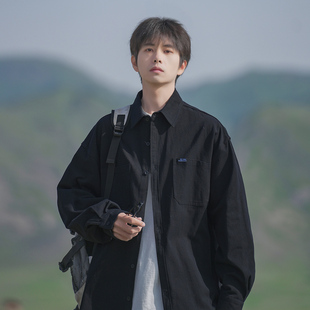 港仔文艺男日系黑色工装长袖衬衫男春秋男生秋季休闲衬衣外套男款