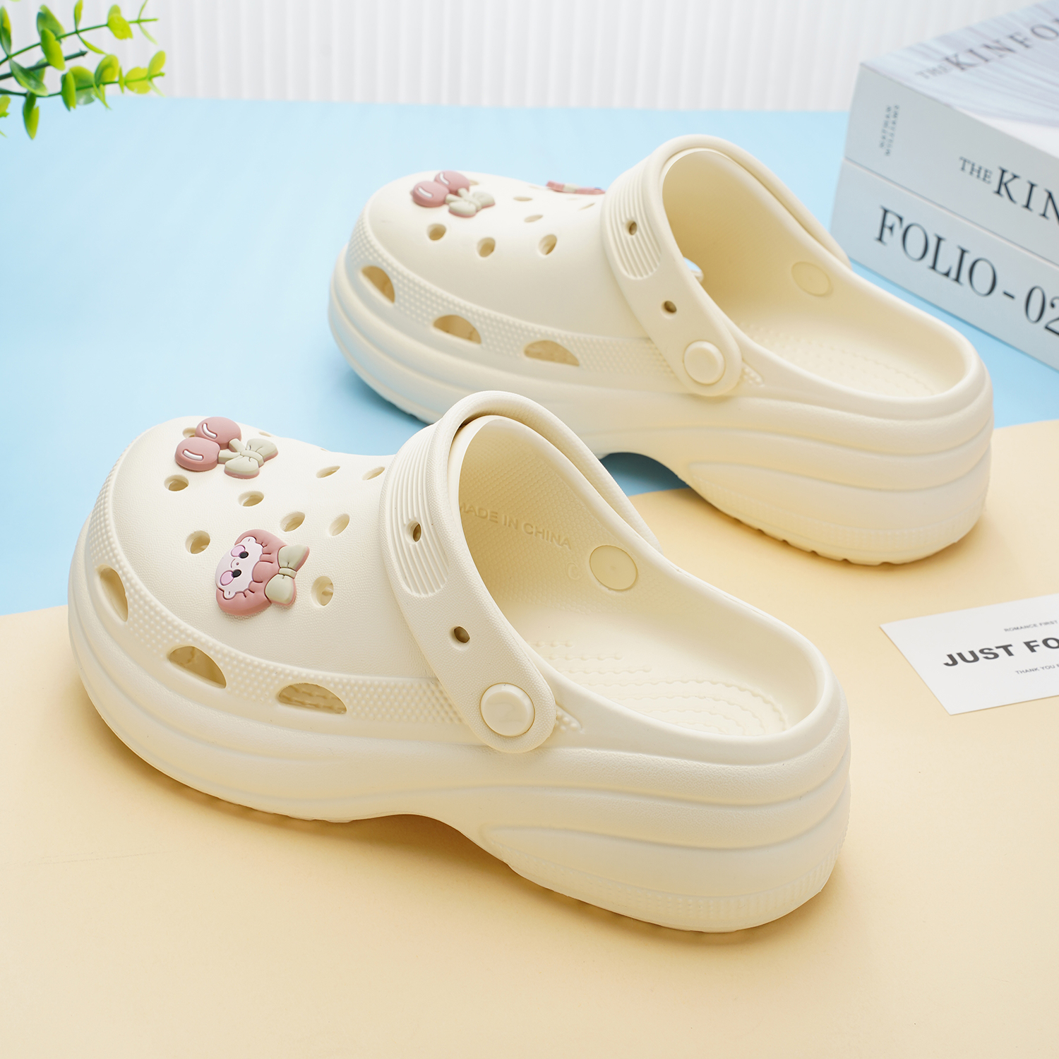 厚底洞洞鞋女士2025新款外穿夏季