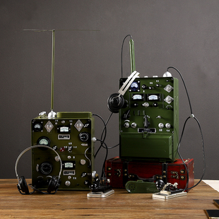 老式仿真无线电报机模型复古电台发报机摆件老物件装饰品拍摄道具