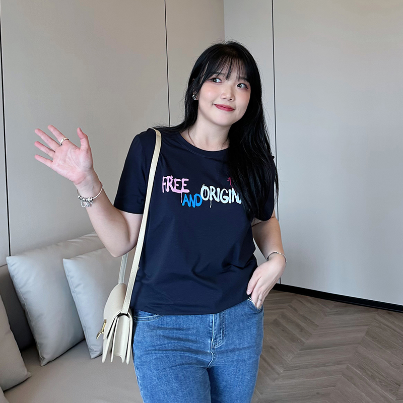 大码女装宽松遮肚显瘦简约字母短袖t恤夏季胖mm减龄洋气正肩上衣