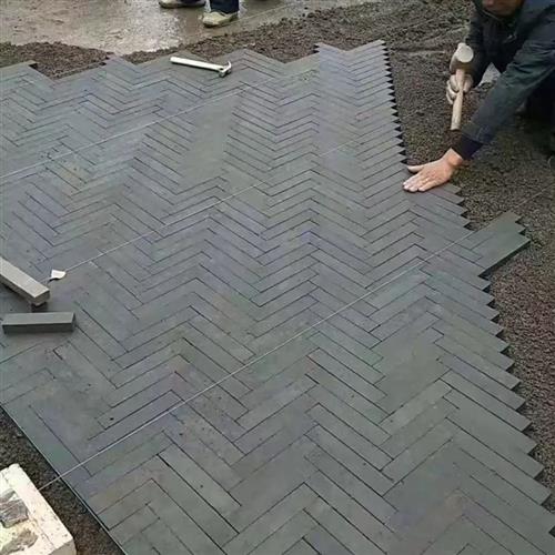 仿古青砖地砖 古建条砖庭院铺地青砖 小青砖铺地广场人字砖青砖b