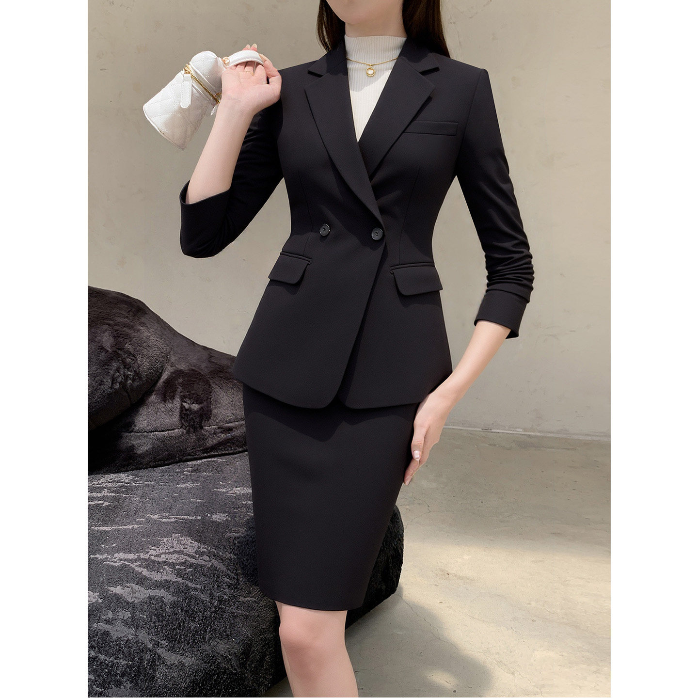 显白职业西装套装女2026新款春季收腰显瘦双排扣高端通勤面试正装