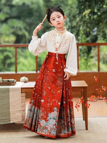 中国风女童马面裙套装改良古风小女孩明制唐装儿童国学服汉服春款