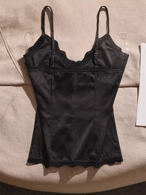 法式性感蕾丝吊带背心女带胸垫V领抹胸打底衫配小西装内搭