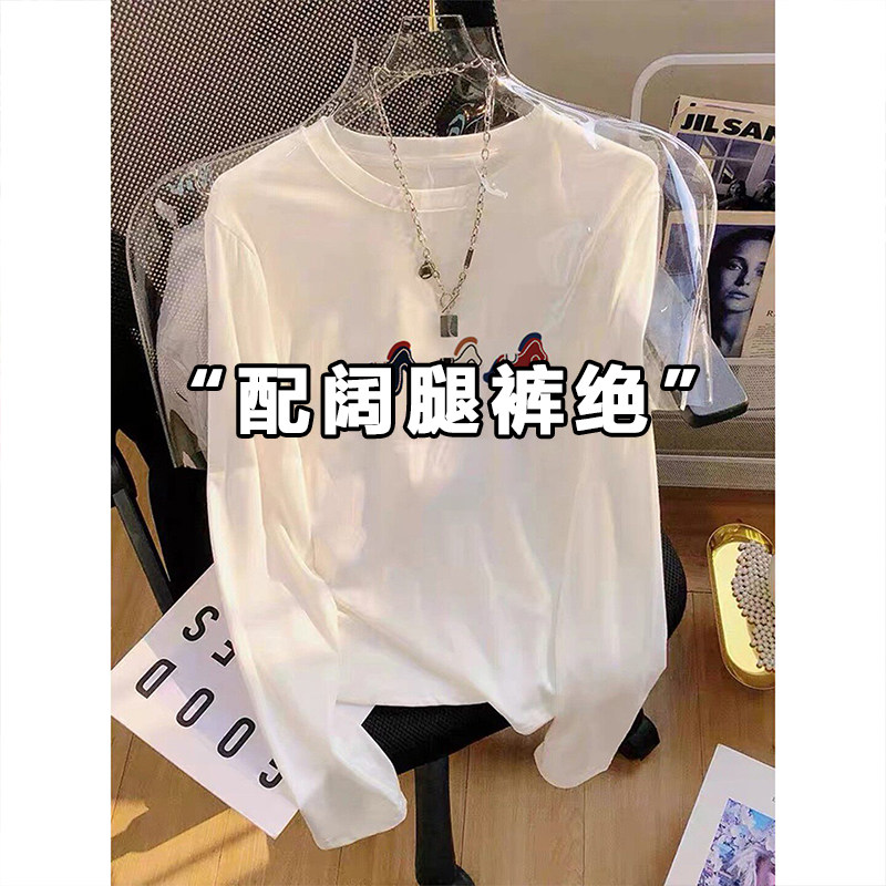 白色纯棉正肩长袖T恤女2026新款春秋宽松内搭打底衫圆领时髦上衣