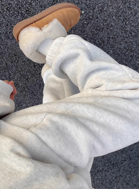 灰色束脚卫裤女秋冬新款东北保暖棉裤加厚羊羔绒裤子加绒运动裤