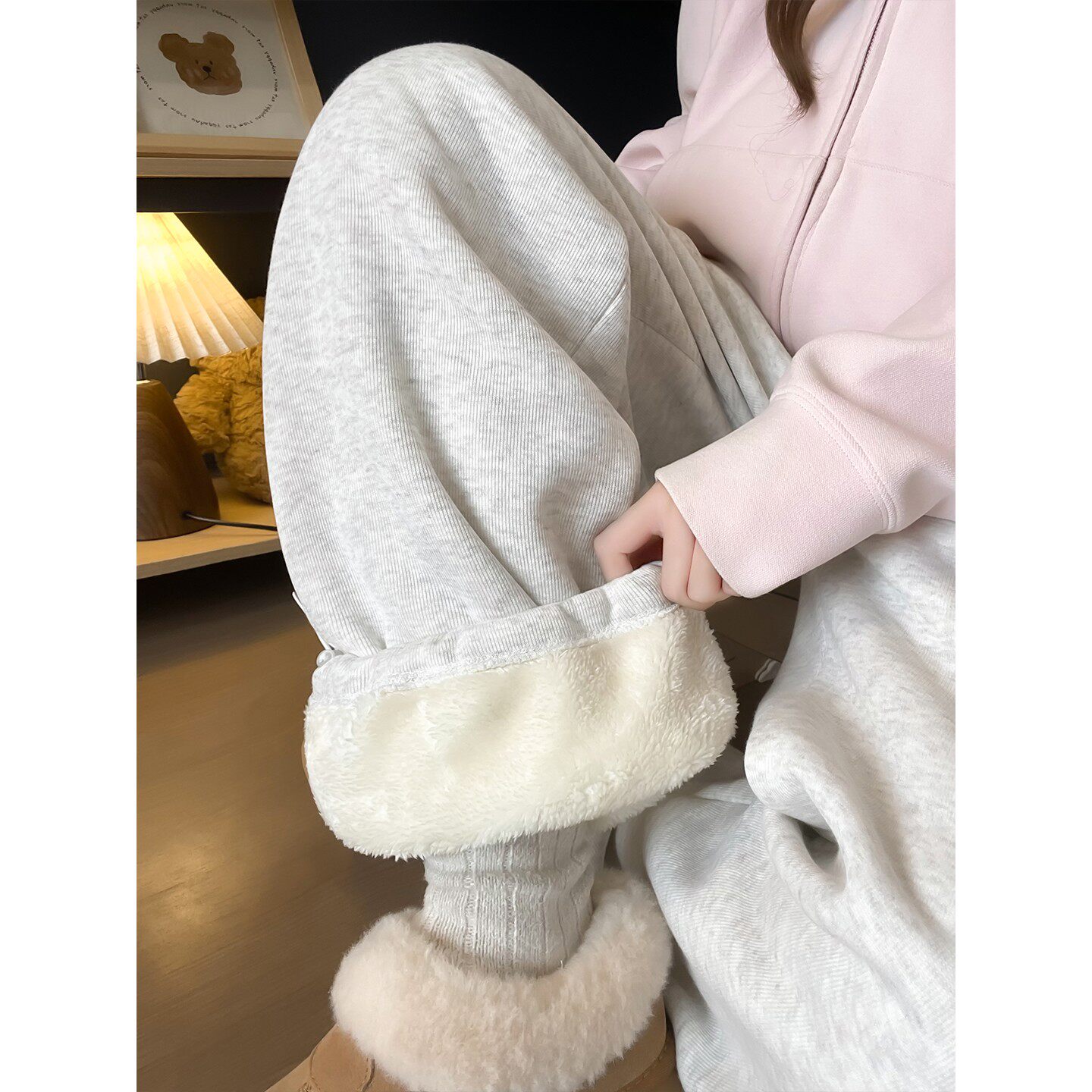 羊羔绒运动裤女冬季外穿高腰显瘦棉裤休闲防寒保暖加绒加厚卫裤