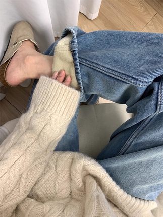 加绒牛仔裤女秋冬加厚保暖高腰直筒宽松复古蓝百搭长裤阔腿裤